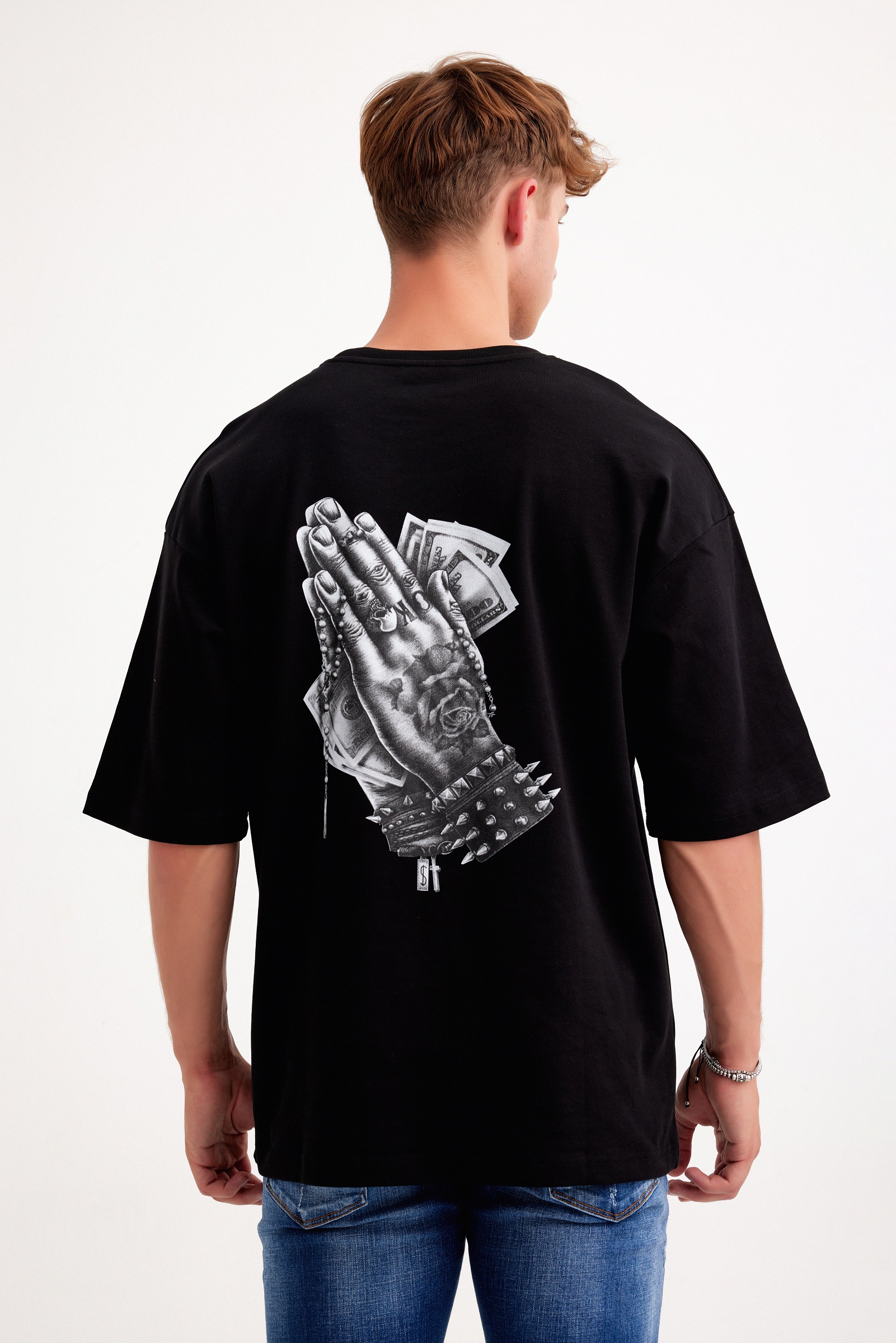 Μαύρη κοντομάνικη μπλούζα με τύπωμα-Winners(OVERSIZED)-028