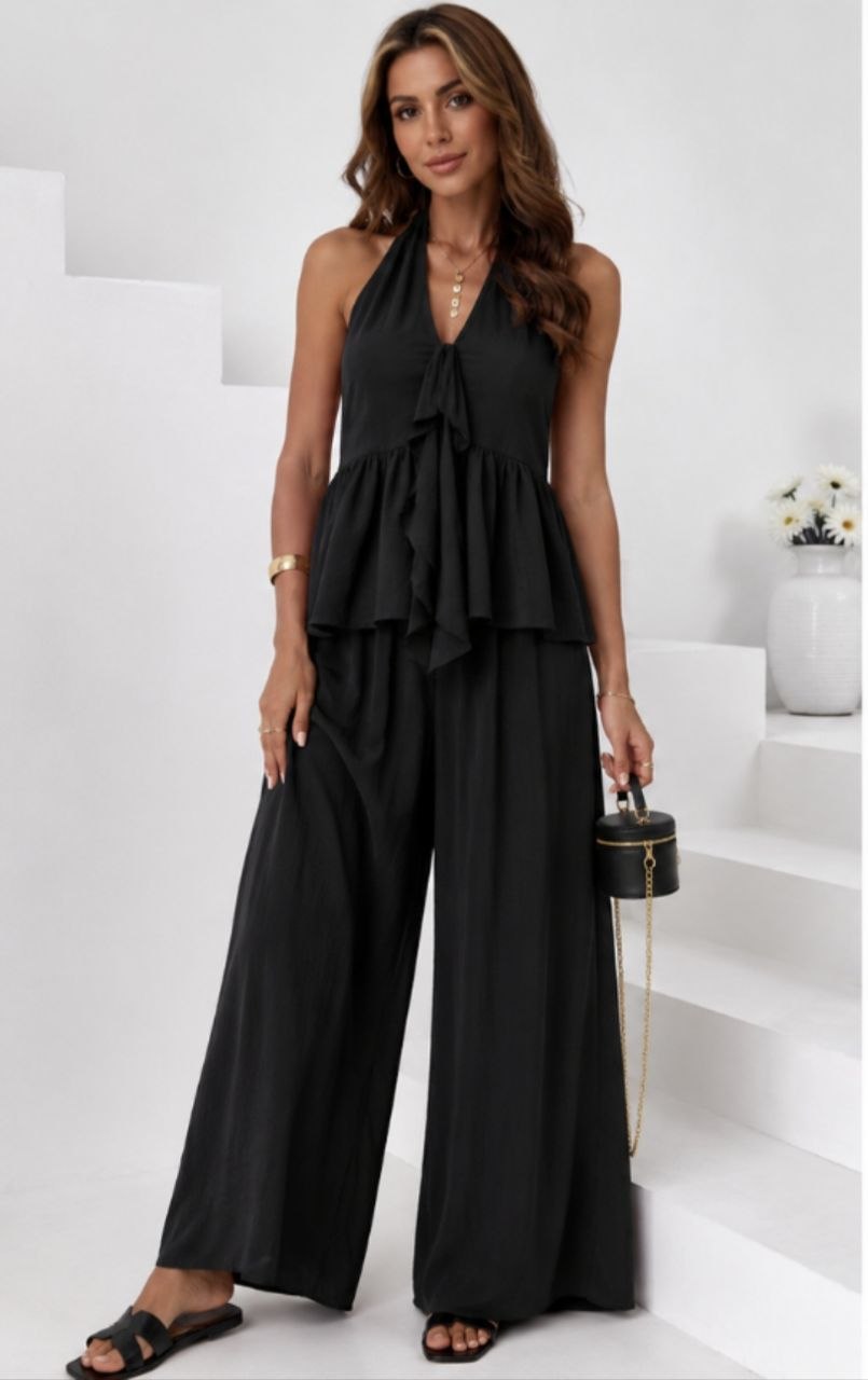 Γυναικείο σετ σε μαύρη απόχρωση με wide-leg παντελόνα