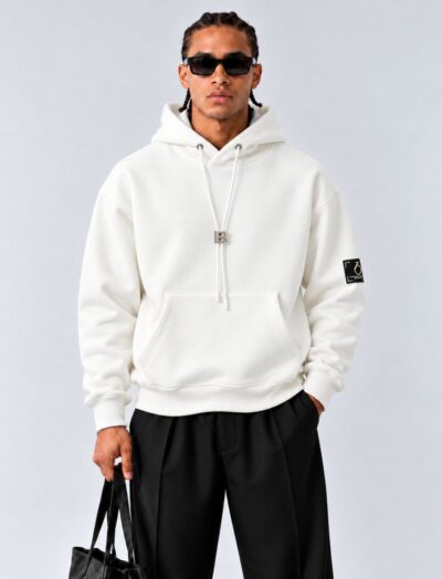 Ανδρικό Hoodie Λευκό Premium Urban με Μεταλλική Λεπτομέρεια & Logo στο Μανίκι